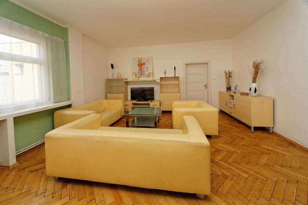 Apartment Myslikova Prague