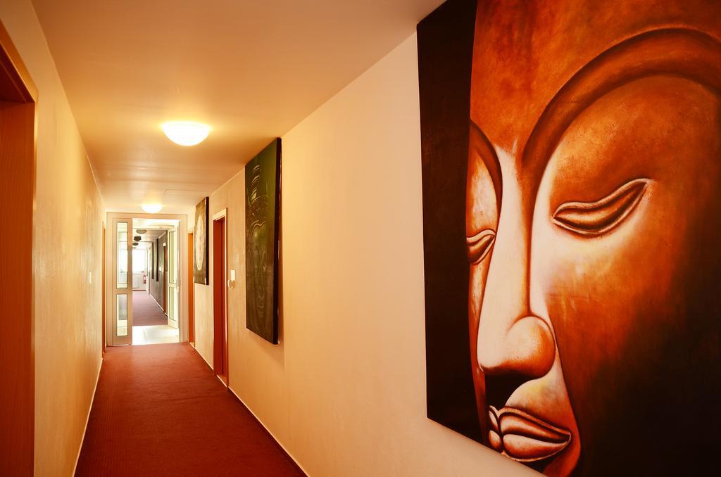 Hotel Imos 3*