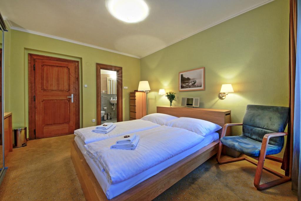 Guest house Tyn Courtyard Guestrooms