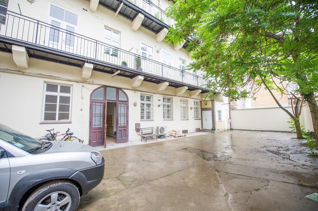 The Spot Apartment