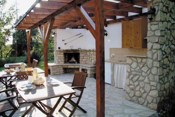 Karnet Guest house