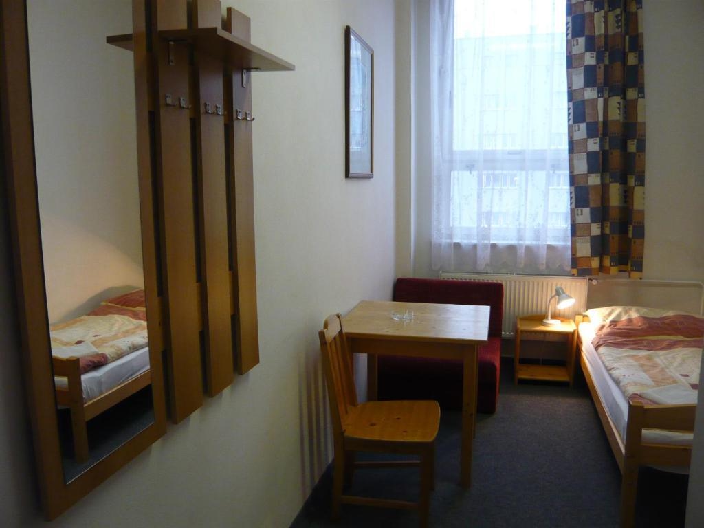 Hasa Prague