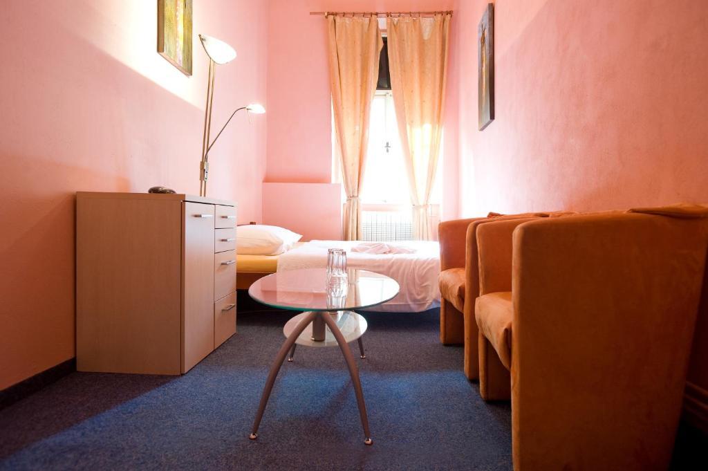 Hotel Club