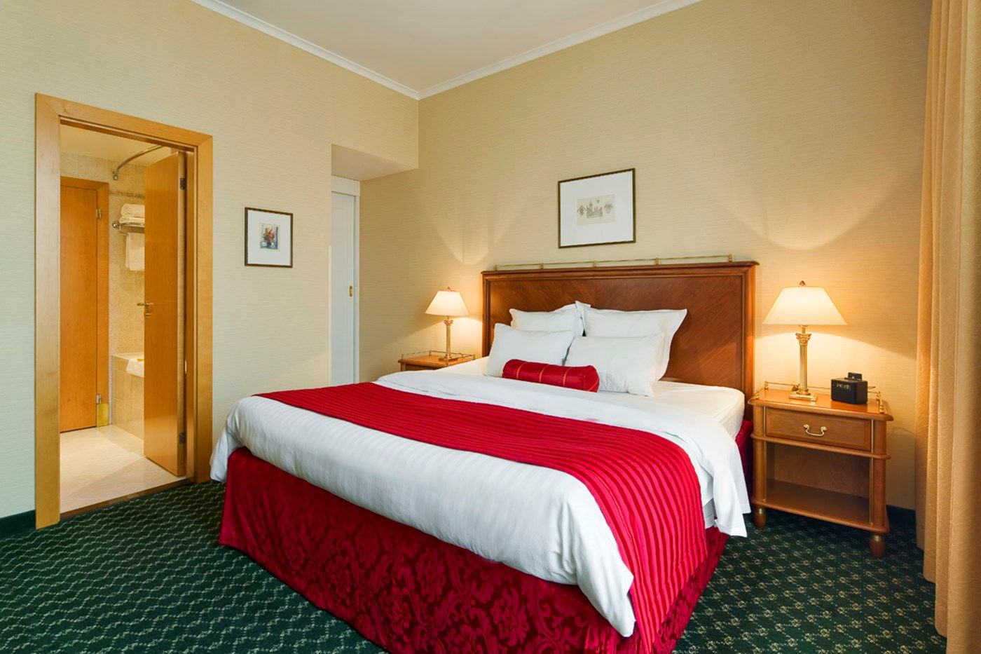 Hotel Mamaison Downtown 4*