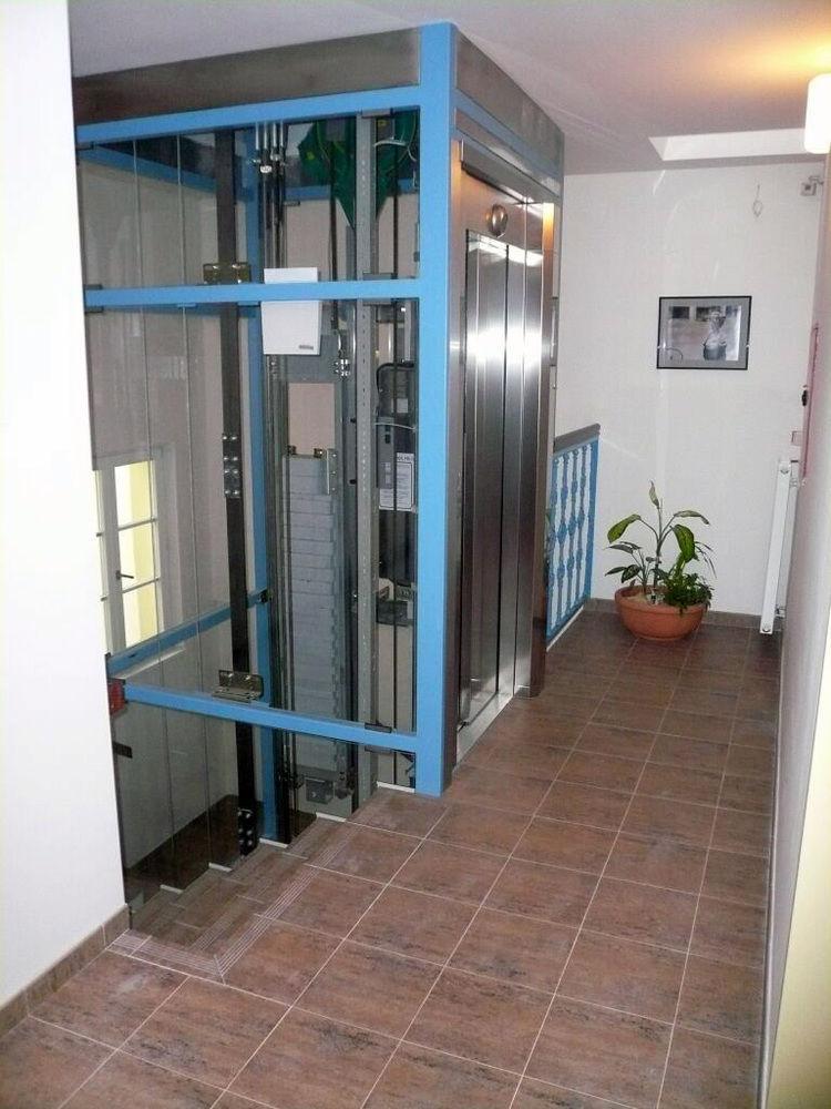 Otel Karlin 3*