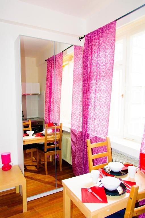 Apartment Center
