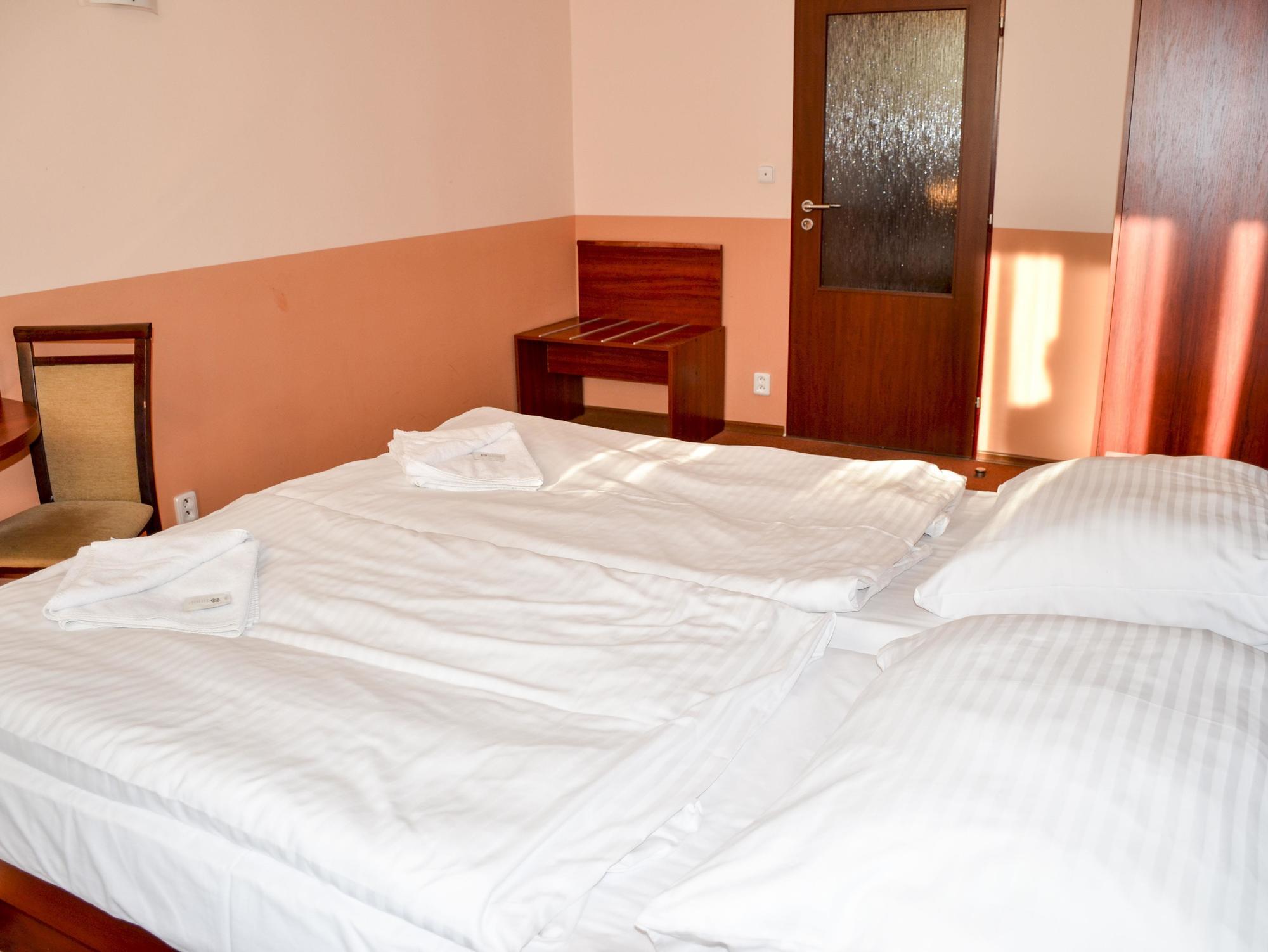 Inturprag Hotel 3*