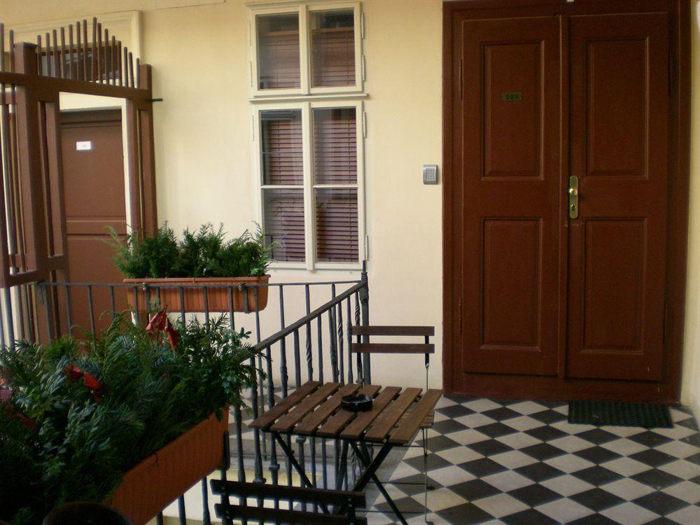 Little Town Budget Hotel Prague