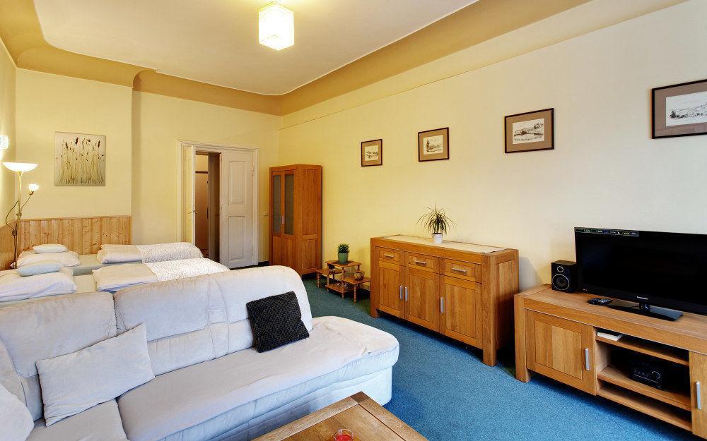 Karlova 25 Daire Prag
