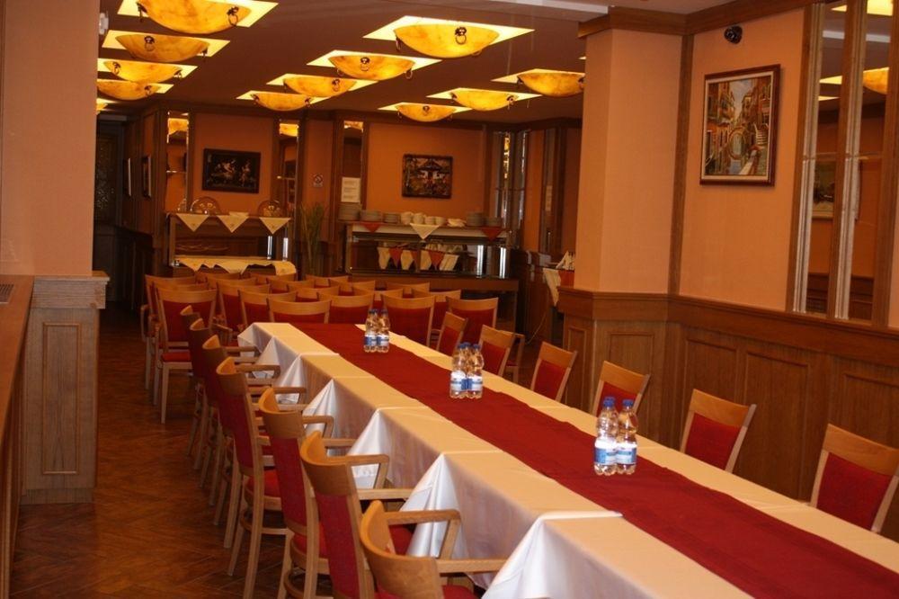 Askania 4* Prague