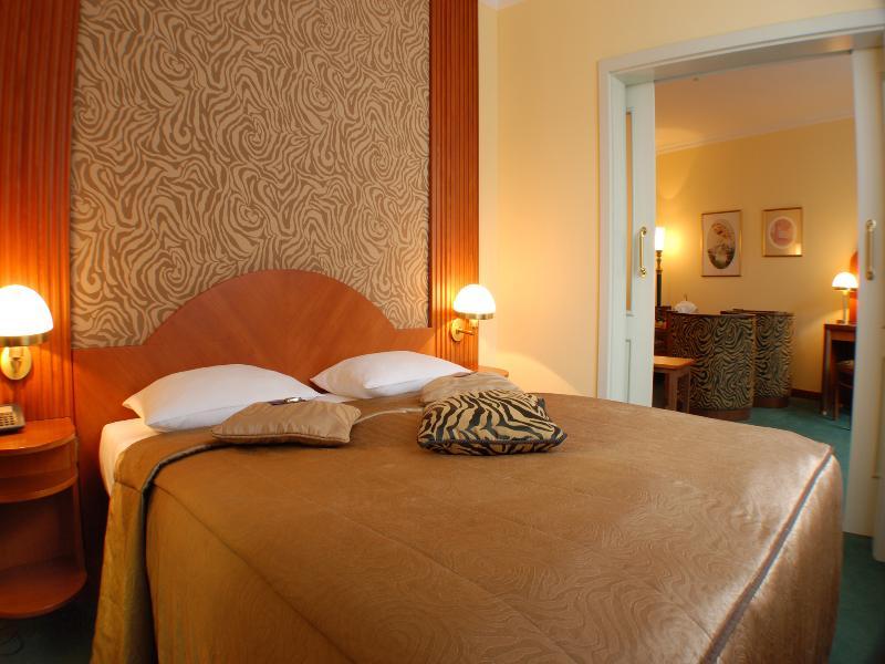 Ea Royal Esprit Prag