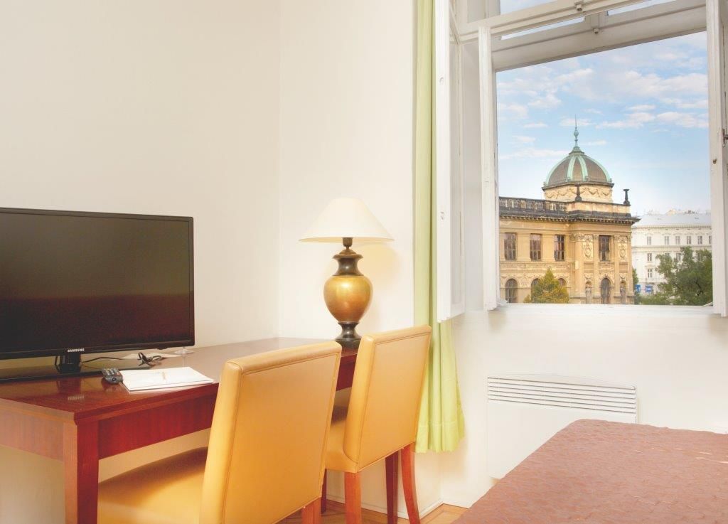 Wenceslas Square - Czech Leading Hotel Prag