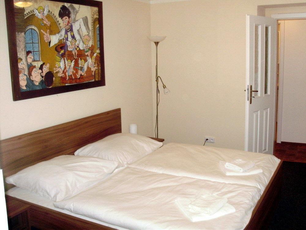 U Svejku Apartment *