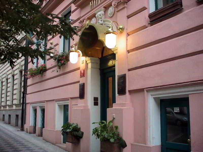 Anna 3* Prague