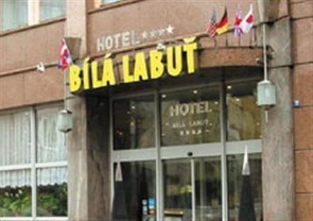 Luxury Family Bila Labut Hotel