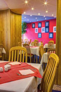 Luxury Family Bila Labut 4* Prague
