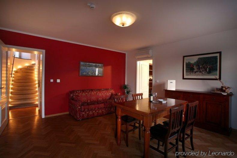 Hotel Suite Home Prague Apart Otel Prag