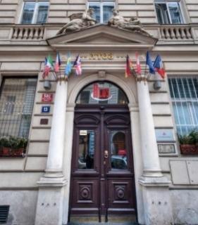 Atos Hotel 3*