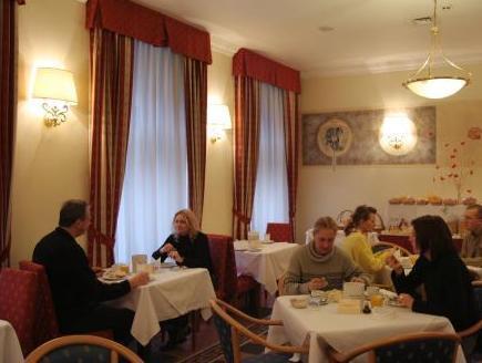 Tivoli Otel Prag