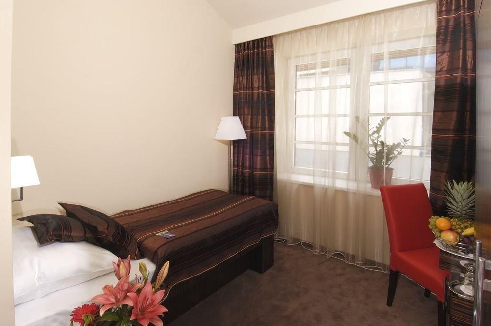 Ea Crystal Palace 4* Praga