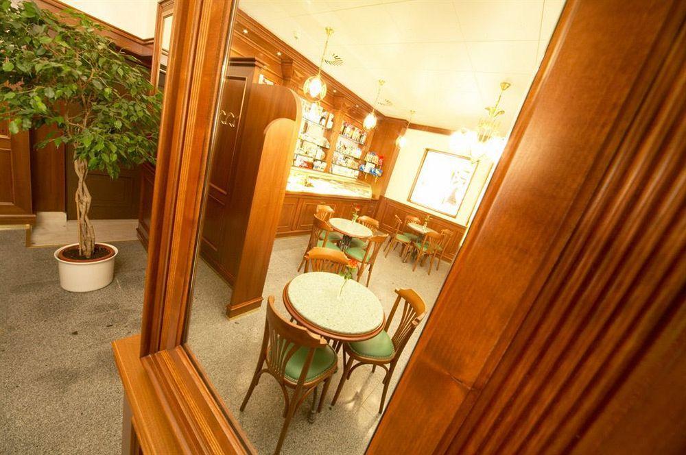 Liberty Hotel Prague