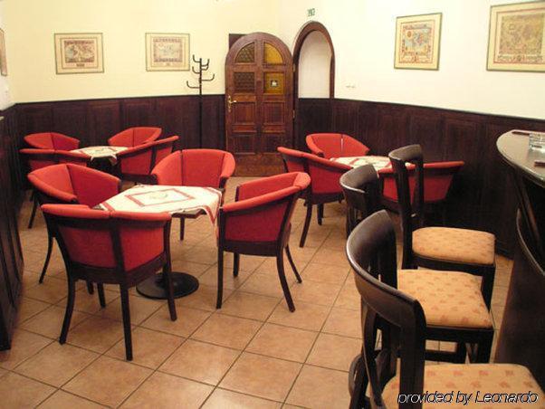 Petr Otel Prag