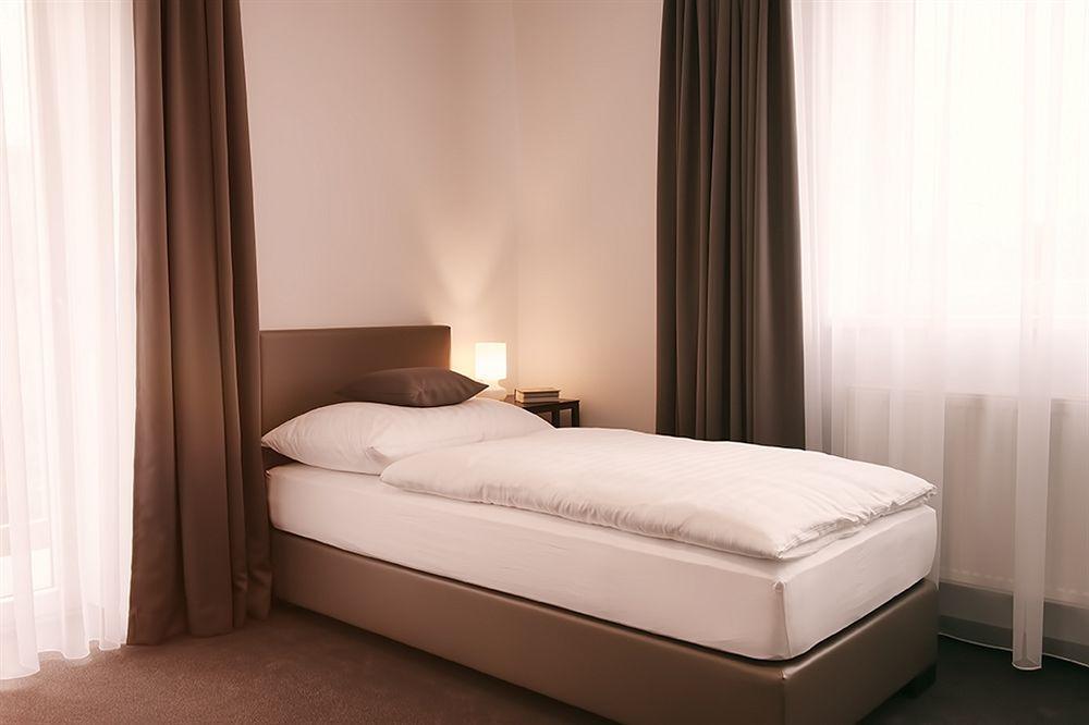 Na Vinici Guest house Prague