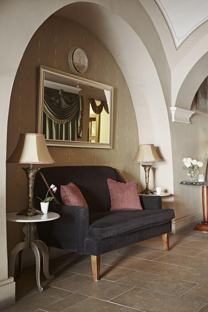Almandine 4* Praga