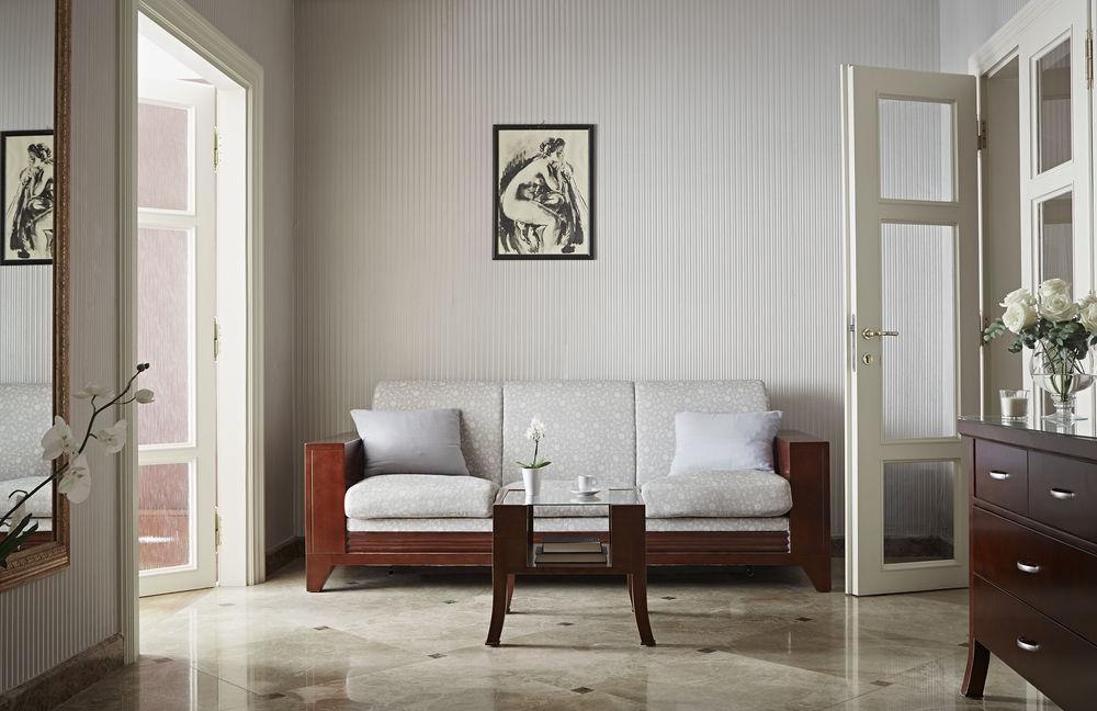 Almandine Aparthotel 4*