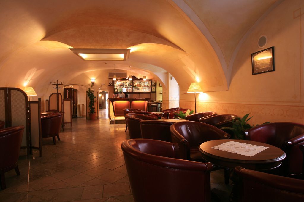 Elite Hotel