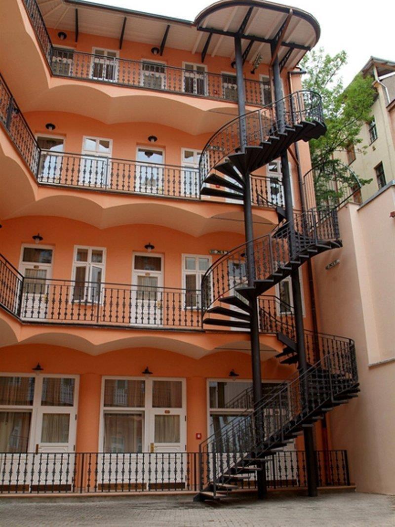 Hotel Ariston 4*