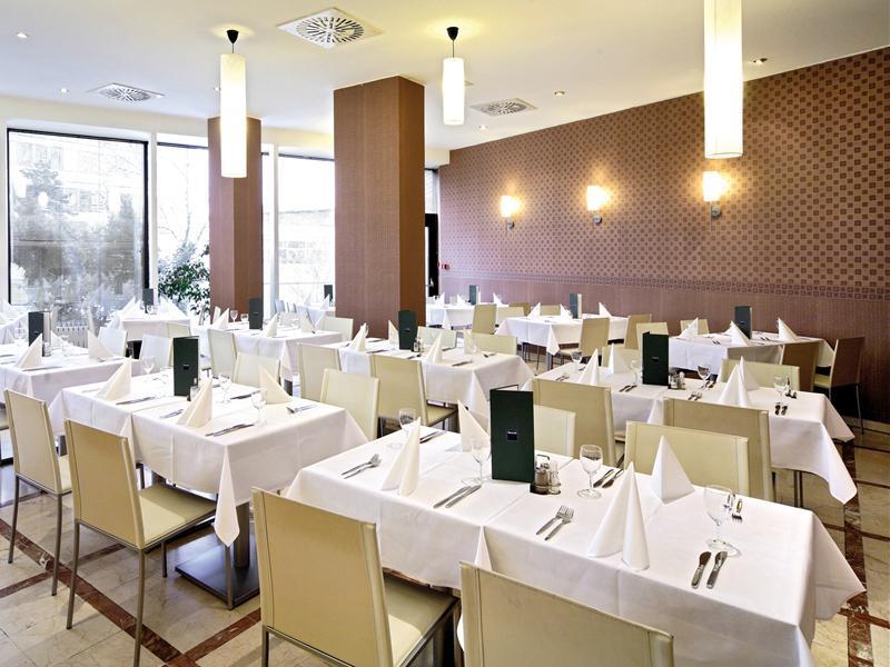Otel Occidental 4*