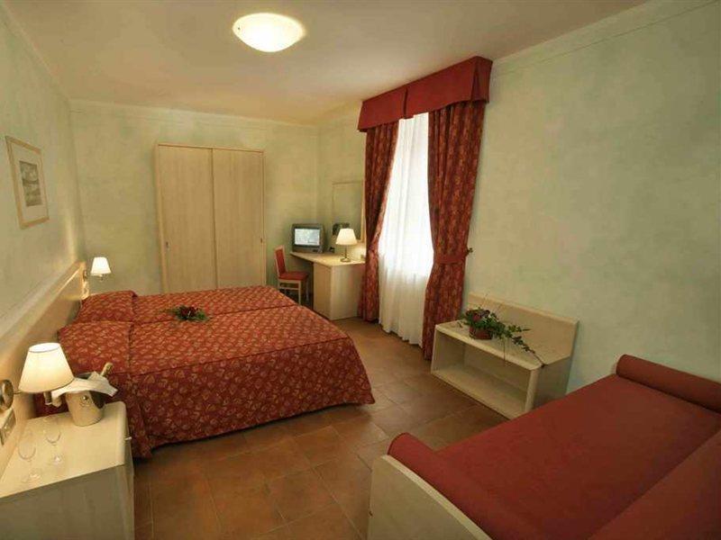 Hotel Caesar 4*
