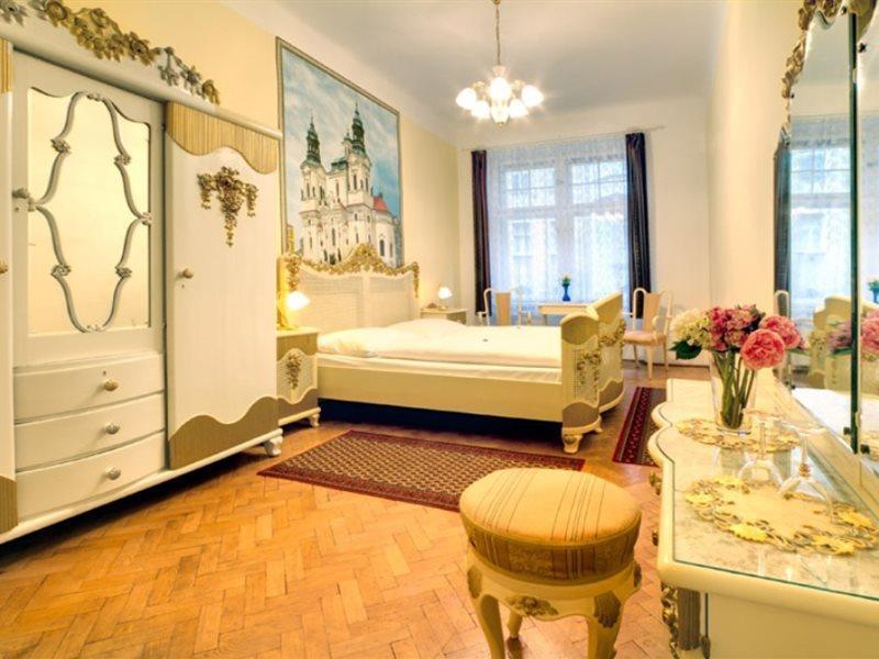 Hotel Taurus