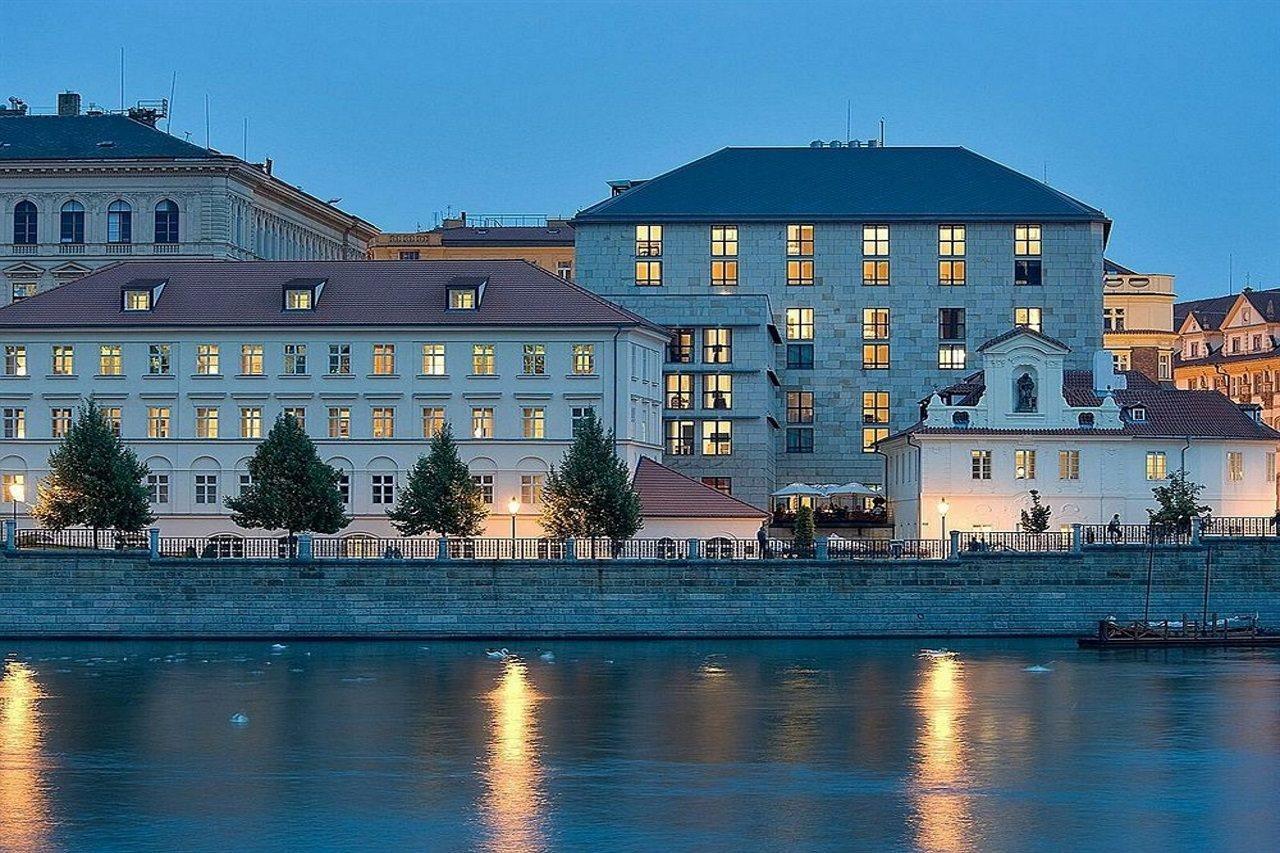 Four Seasons Prague