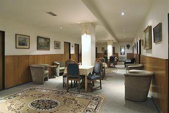 Hotel Bohemians