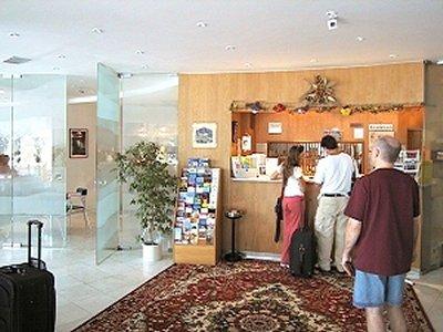 Luxury Family Bila Labut 4* Prague