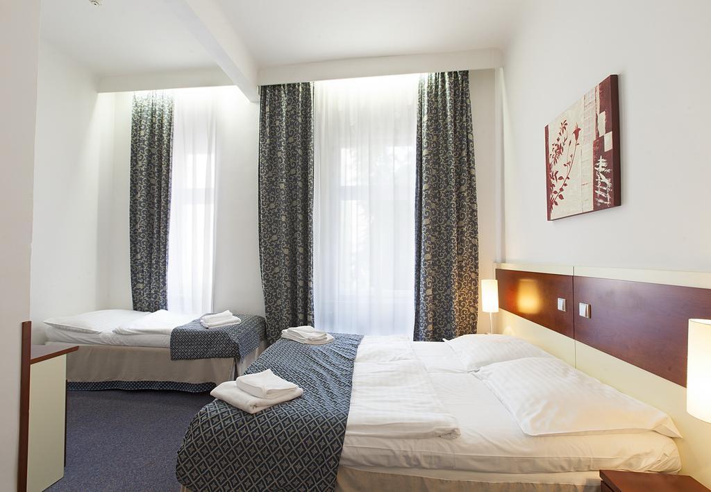 Hotel Atos