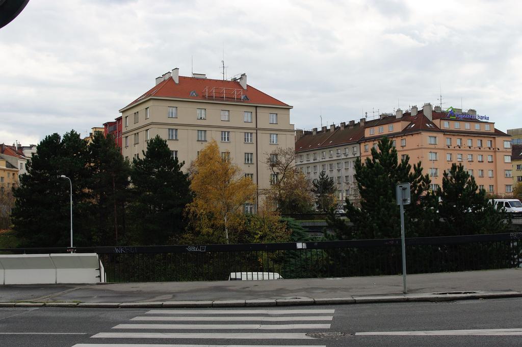 Apartment Spacious View Prague