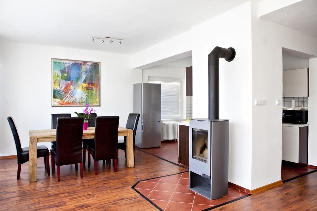 Holiday Green Park Bechovice I Tatil Evi *