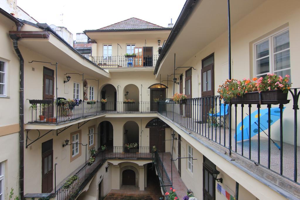 Vlasska House At The 3 Swallows Apartment *