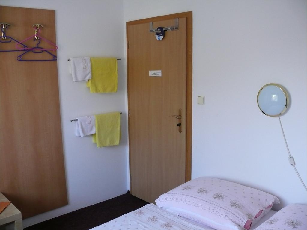 Guest house Dana Troja