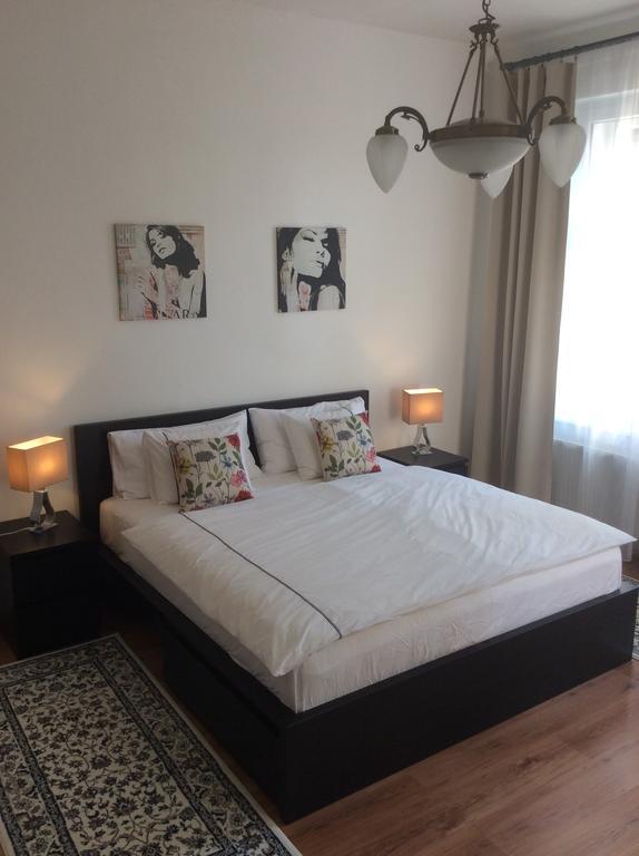 Exclusive On Zborovska Apartment Prague