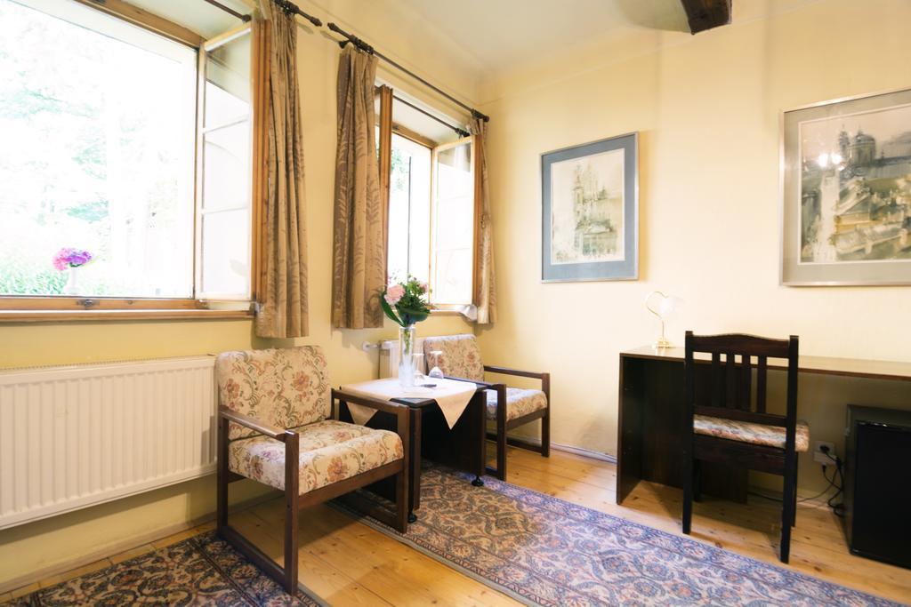Dientzenhofer Guest house