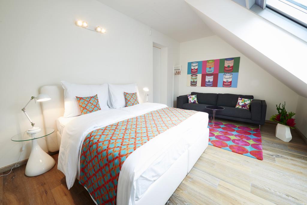 Empirent New Town Apartments Apartment