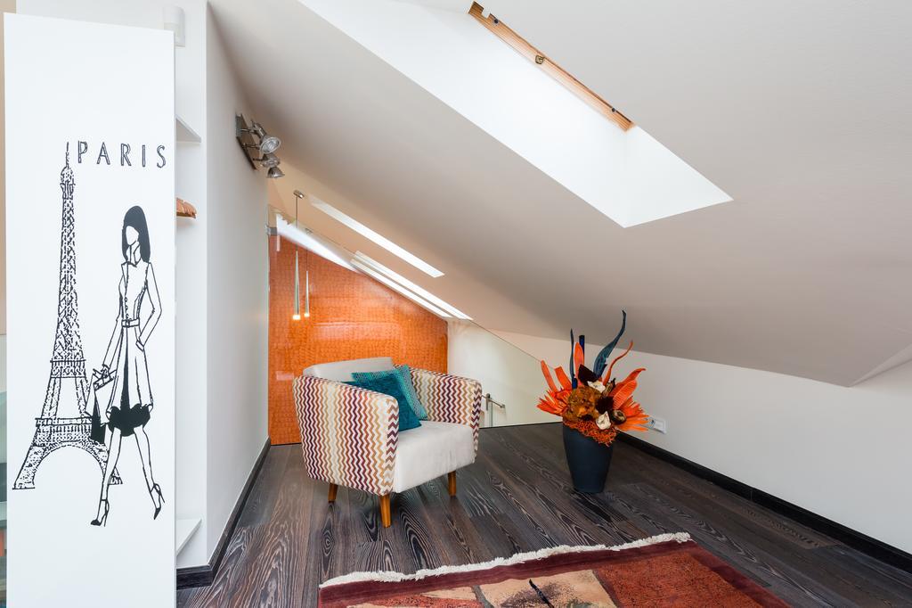 Empirent New Town Apartments
