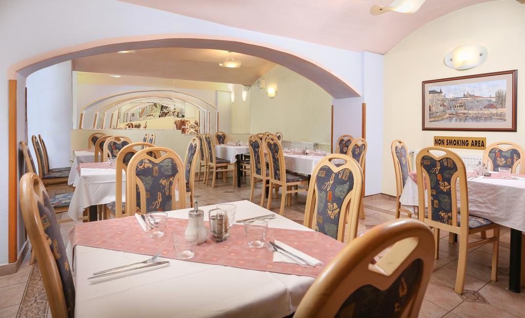 Hotel Club Prague