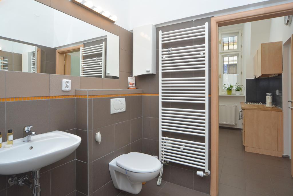 Opatovicka Apartment *
