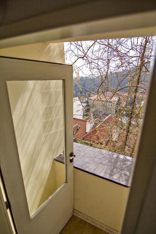 Apartment Loretanska By Rentego Prague