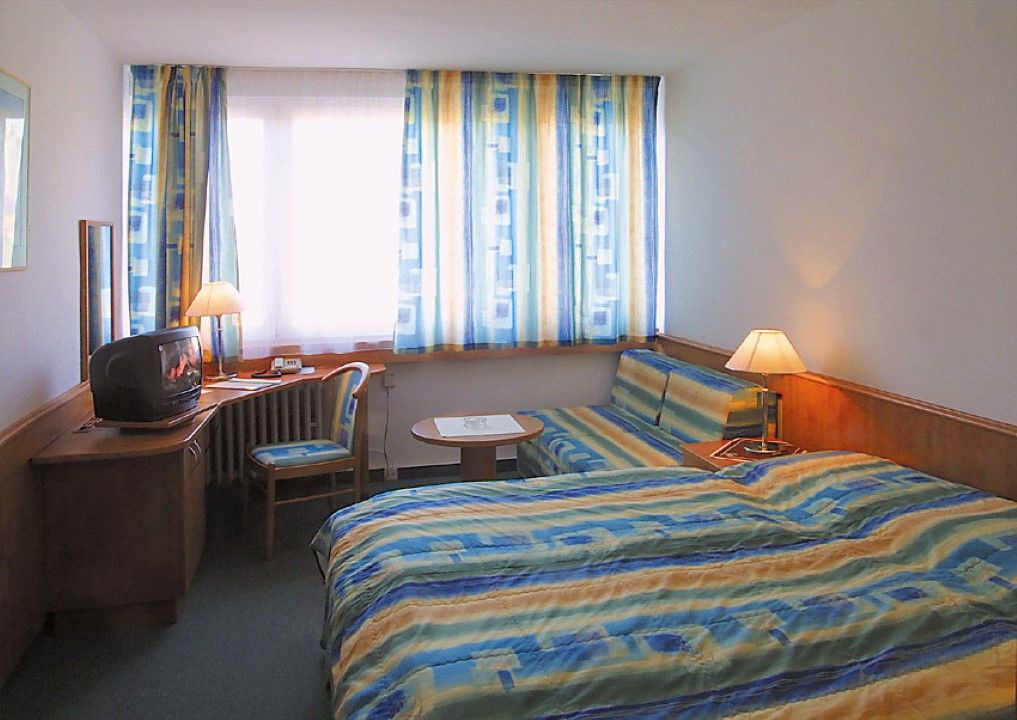 Olympik Tristar Hotel